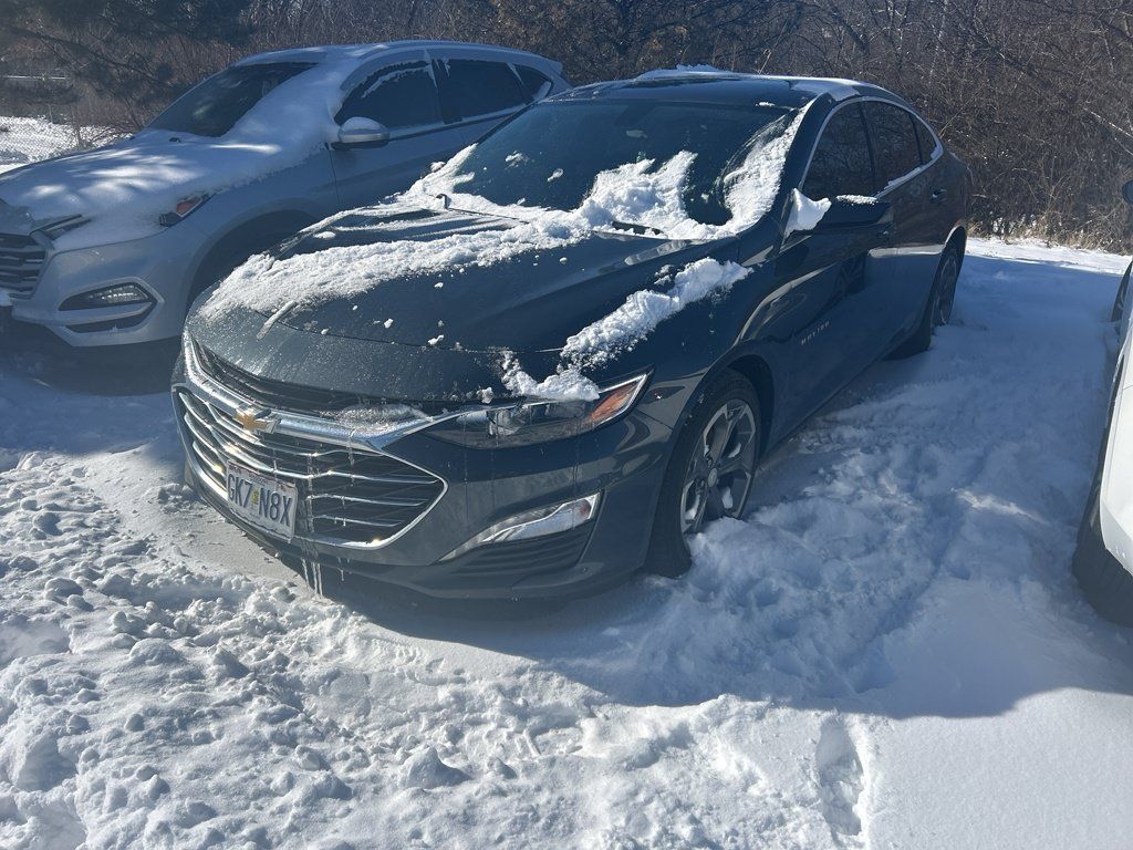 Used 2020 Chevrolet Malibu LT FWD image 1