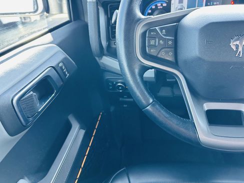 Used 2022 Ford Bronco Badlands image 18