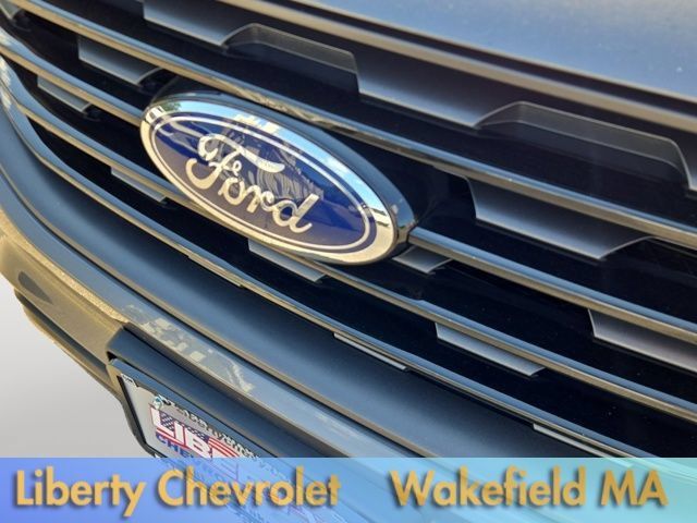 Used 2024 Ford Edge SEL w/ Sport Appearance Package AWD/4WD image 3
