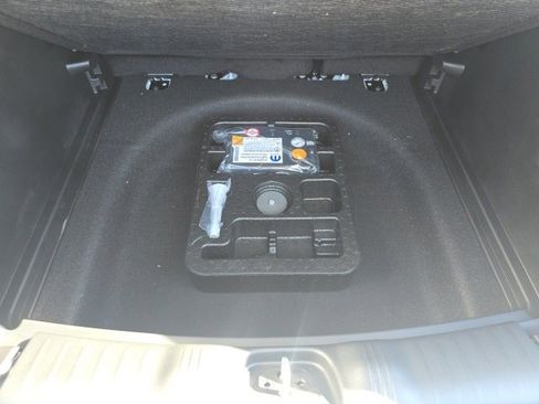 New 2026 Jeep Compass Limited image 27