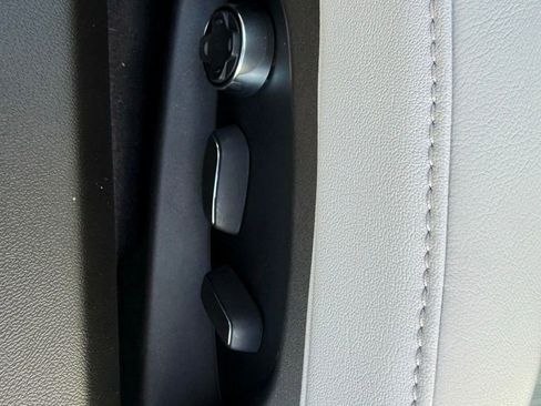 Used 2024 Chevrolet Corvette Z06 w/ Stealth Interior Trim Package image 12