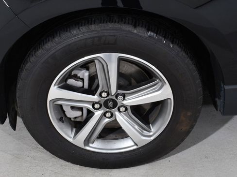 Used 2024 Ford Edge SEL w/ Convenience Package image 24