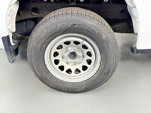 Used 2022 Chevrolet Silverado 1500 W/T w/ Trailering Package image 35