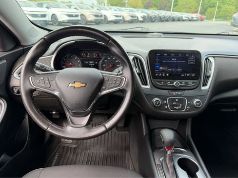 Used 2021 Chevrolet Malibu RS w/ LPO, Convenience Package 2 FWD image 15