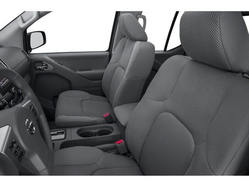 Used 2018 Nissan Frontier SV image 6