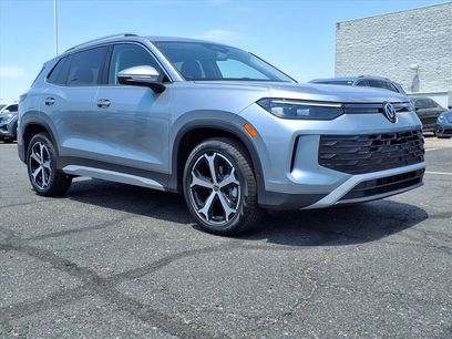 New 2026 Volkswagen Tiguan SE