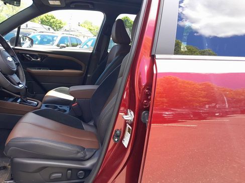 Certified 2025 Subaru Forester Touring AWD/4WD image 16