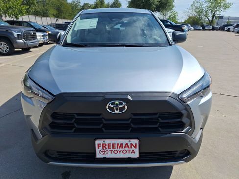 Used 2026 Toyota Corolla Cross L FWD image 9