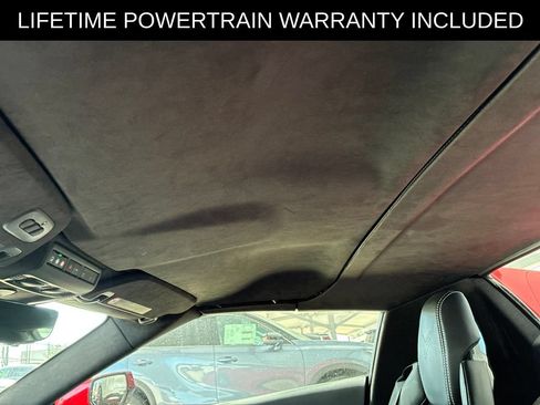 Used 2025 Chevrolet Corvette Stingray Premium Conv w/ 3LT RWD image 9