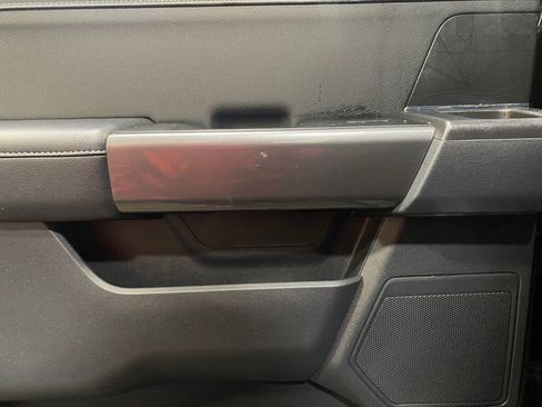 Used 2022 Ford F150 XLT w/ Equipment Group 302A High image 17