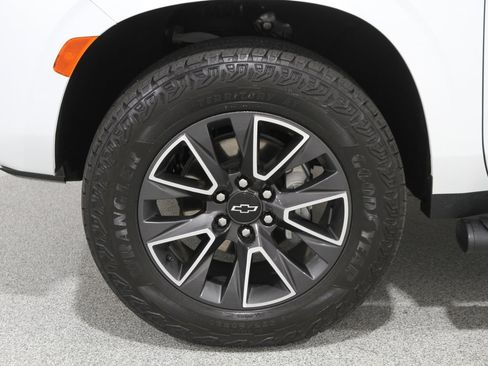 Certified 2023 Chevrolet Tahoe Z71 w/ Luxury Package image 24