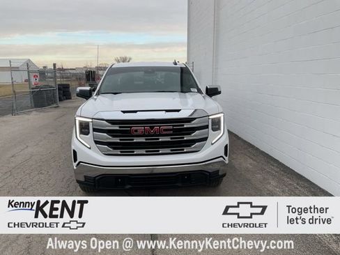 Used 2023 GMC Sierra 1500 SLE image 5