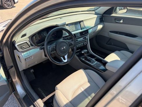 Used 2016 Kia Optima EX w/ Premium Package image 9