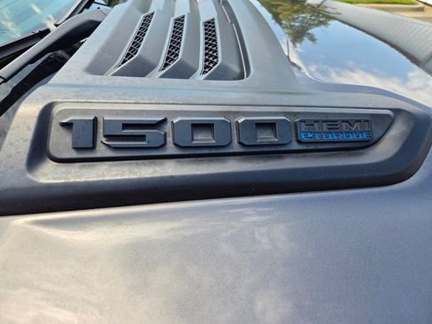 Used 2023 RAM 1500 Laramie AWD/4WD image 25