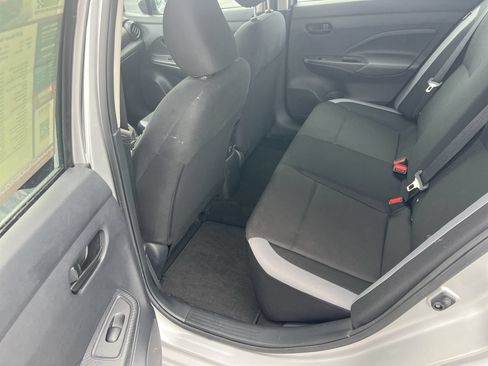 Used 2025 Nissan Versa S FWD image 32
