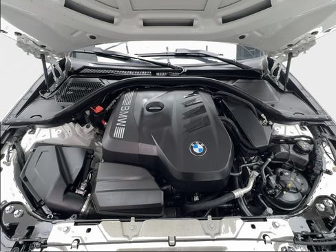 Used 2025 BMW 330i Sedan RWD image 18