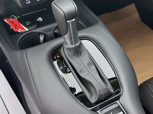 New 2026 Honda HR-V LX image 23