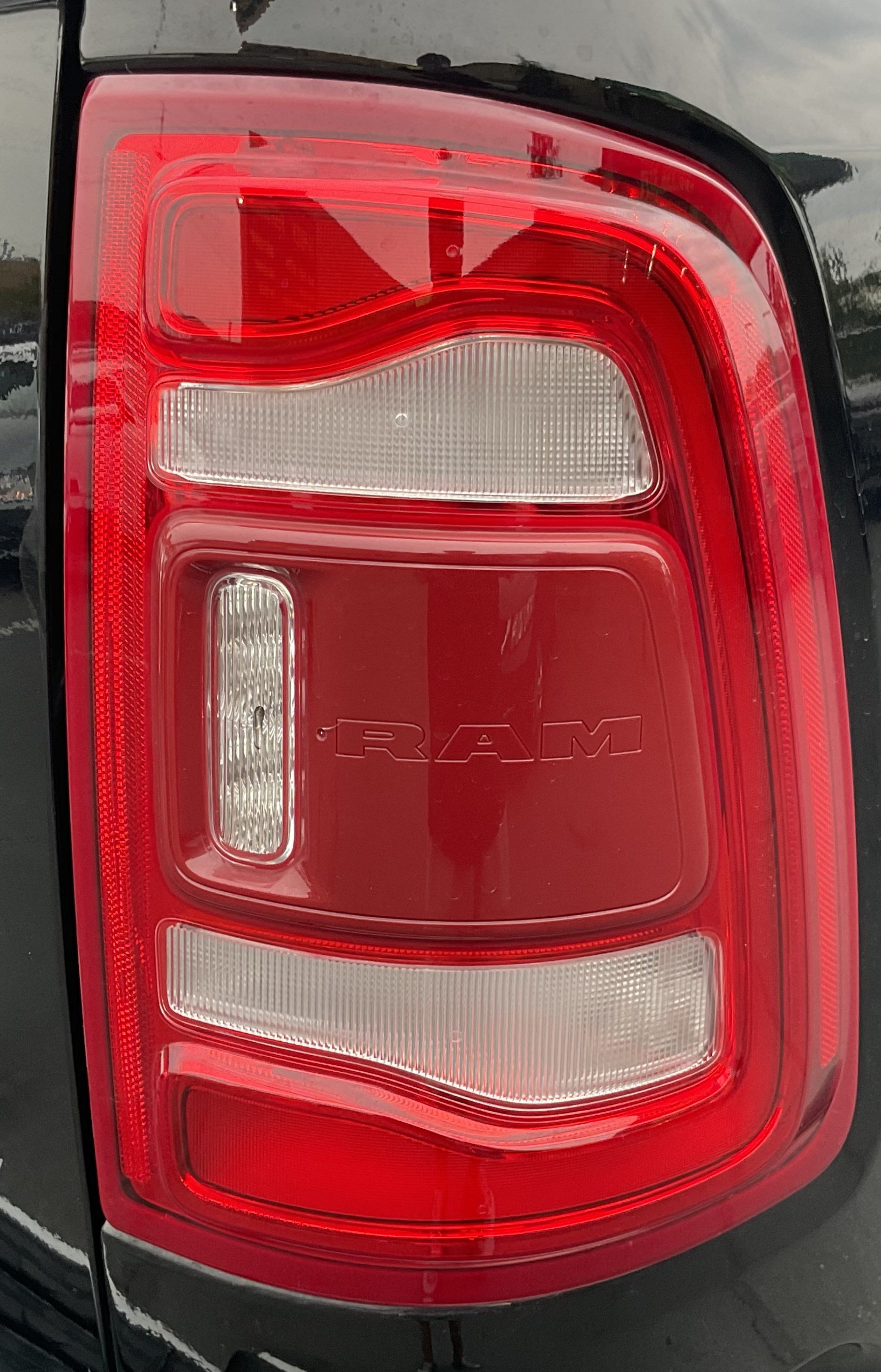 Used 2024 RAM 2500 Limited AWD/4WD image 12