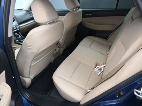 Used 2019 Subaru Outback 3.6R Limited image 15