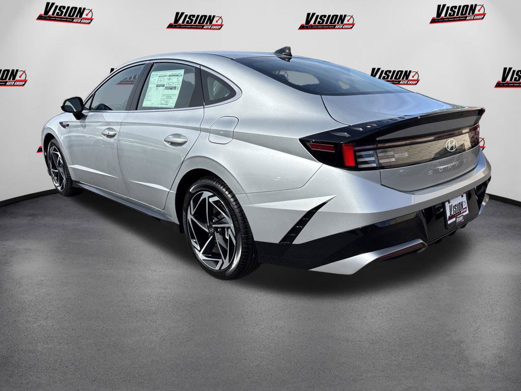 New 2026 Hyundai Sonata SEL FWD image 3