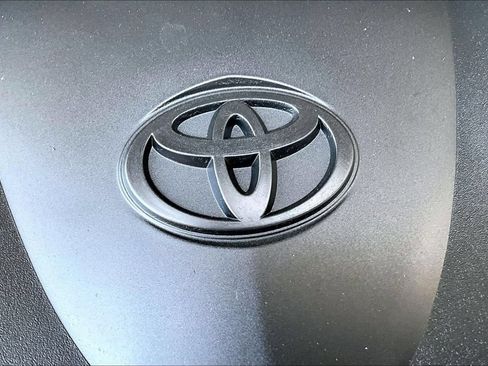 Certified 2023 Toyota RAV4 XLE w/ Convenience Package AWD/4WD image 34