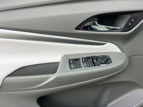 Used 2023 Chevrolet Bolt EUV Premier w/ Sun & Sound Package image 10