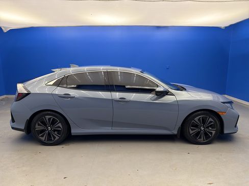 Used 2017 Honda Civic EX image 8