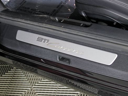 New 2026 Porsche 911 Carrera image 24