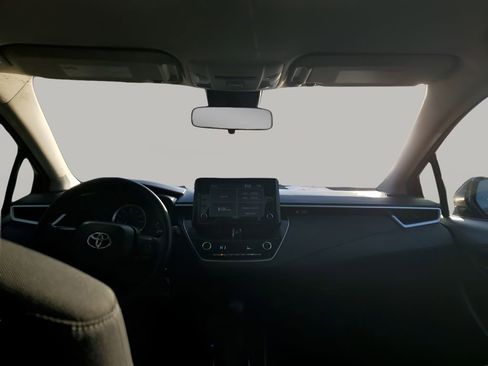 Used 2022 Toyota Corolla LE image 23