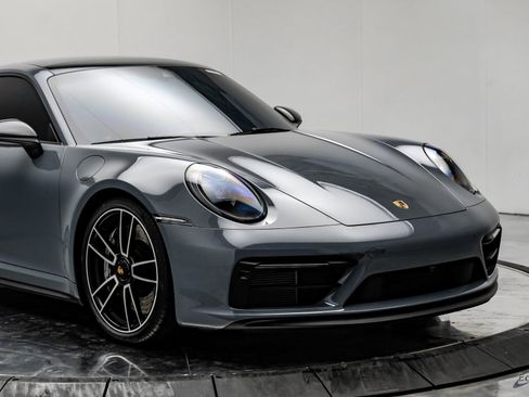 Used 2024 Porsche 911 Carrera GTS image 23