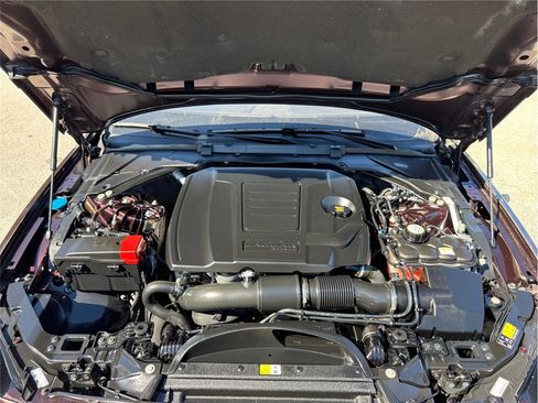 Used 2018 Jaguar XF Premium image 52