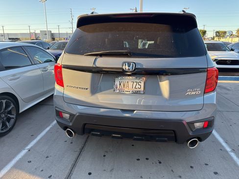 Used 2023 Honda Passport Elite image 3