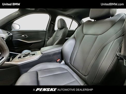Used 2025 BMW 330i Sedan RWD image 5