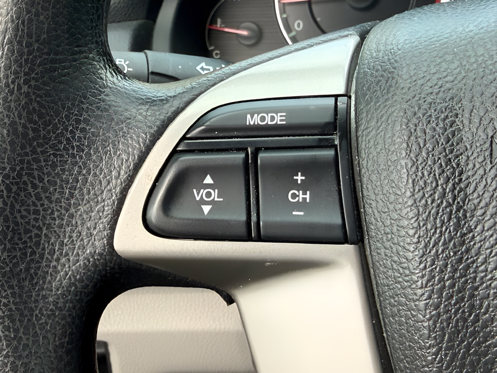 Used 2011 Honda Accord LX-P image 15