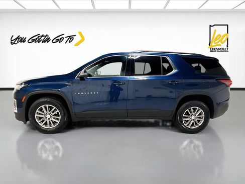 Used 2023 Chevrolet Traverse LT FWD image 9