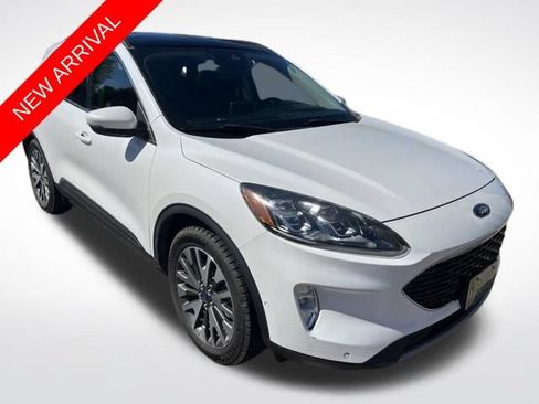 Used 2020 Ford Escape Titanium w/ Titanium Premium Package 2.0 AWD/4WD image 1