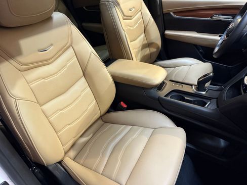 Used 2018 Cadillac XT5 Platinum w/ Driver Assist Package image 52