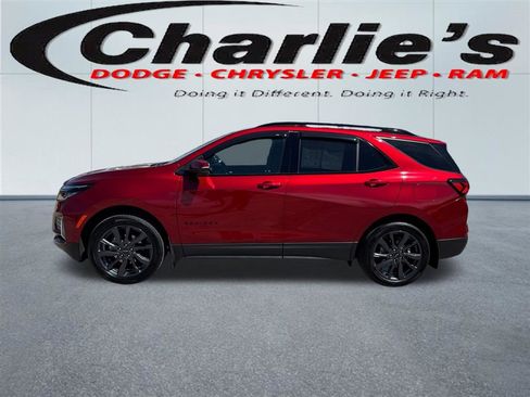 Used 2024 Chevrolet Equinox RS w/ RS Leather Package AWD/4WD image 1