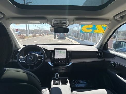 Certified 2025 Volvo XC90 B6 Plus image 16