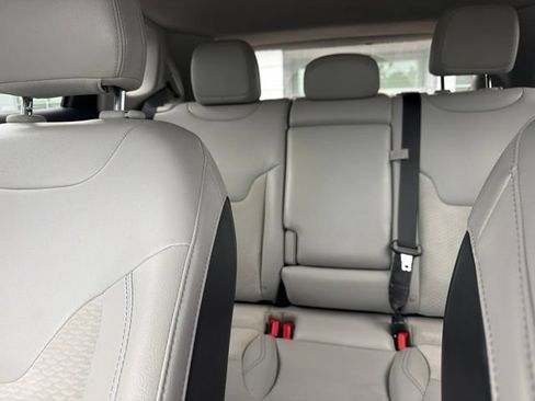 Used 2022 Jeep Compass Latitude w/ Convenience Group FWD image 16