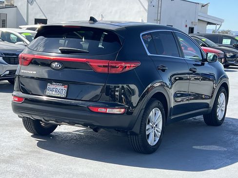 Used 2019 Kia Sportage LX image 8