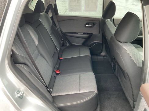 Used 2022 Nissan Rogue SV image 19