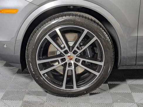 New 2026 Porsche Cayenne E-Hybrid Coupe image 11
