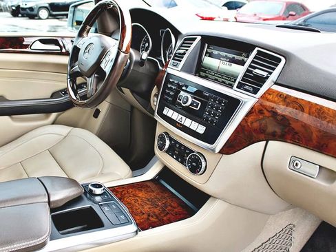 Used 2014 Mercedes-Benz ML 350 4MATIC image 32