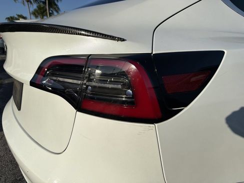 Used 2020 Tesla Model 3 RWD image 11