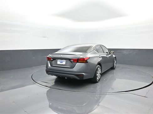 Used 2022 Nissan Altima 2.5 S image 7