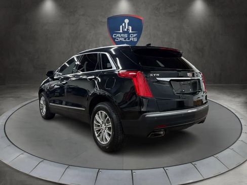 Used 2017 Cadillac XT5 Luxury w/ Driver Awareness Package image 3