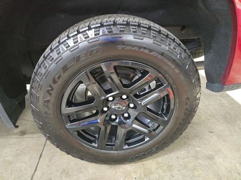 Used 2023 Chevrolet Silverado 1500 RST AWD/4WD image 33
