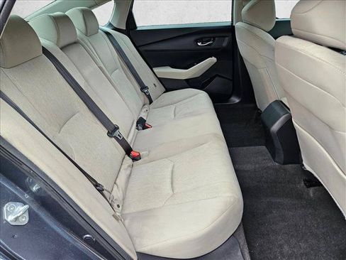 Used 2023 Honda Accord EX image 19