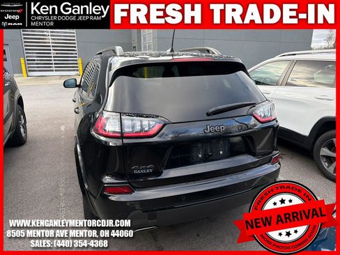 Used 2021 Jeep Cherokee High Altitude image 9